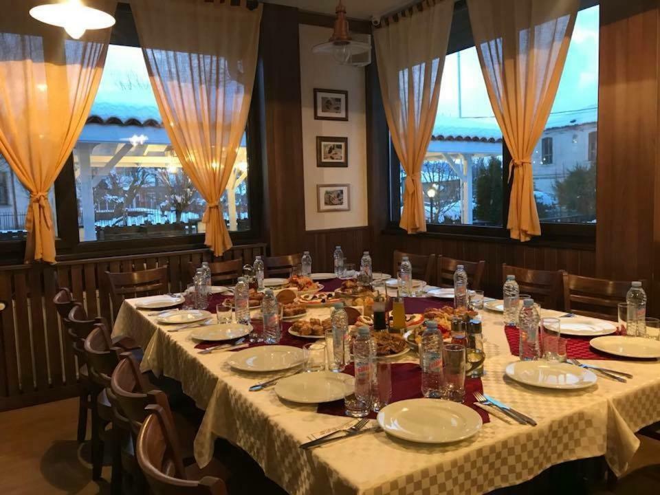 Guest House Bukor Shtepi Mandrica Екстериор снимка