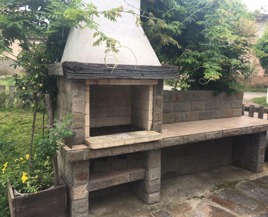 Guest House Bukor Shtepi Mandrica Екстериор снимка