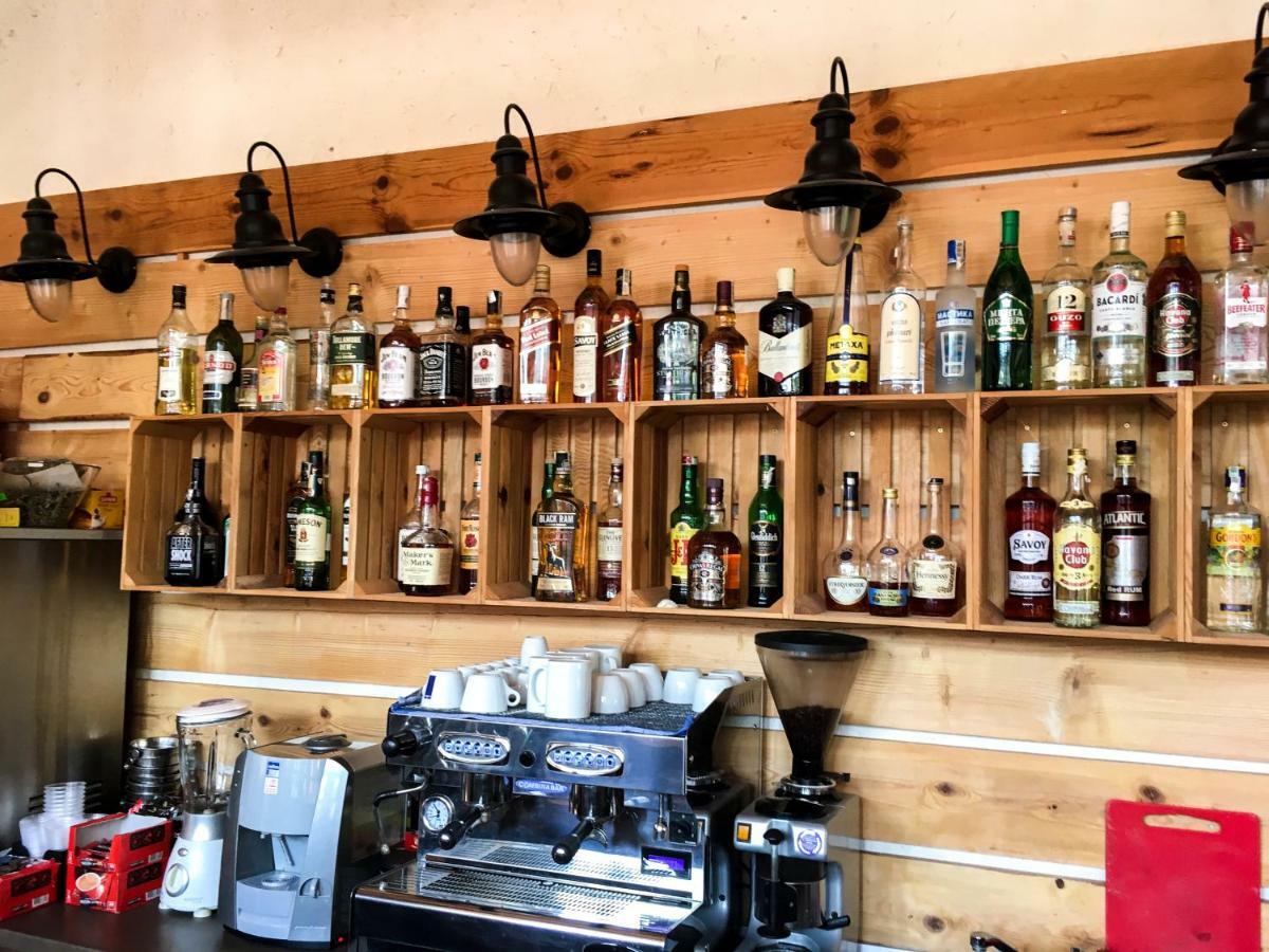 Guest House Bukor Shtepi Mandrica Екстериор снимка