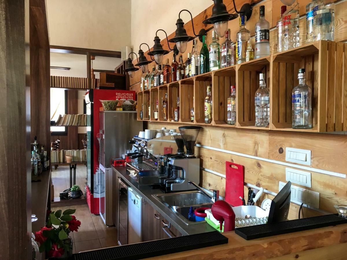 Guest House Bukor Shtepi Mandrica Екстериор снимка