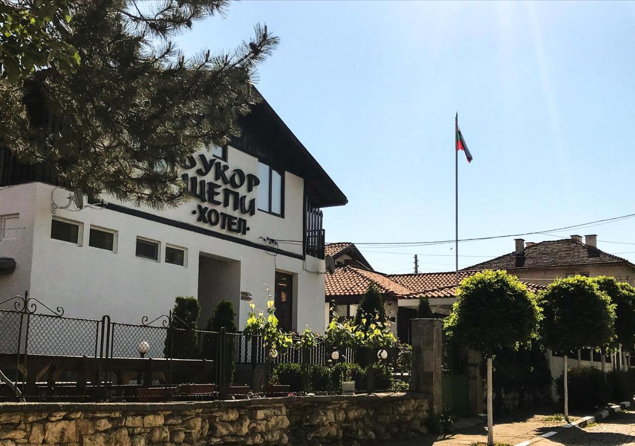 Guest House Bukor Shtepi Mandrica Екстериор снимка